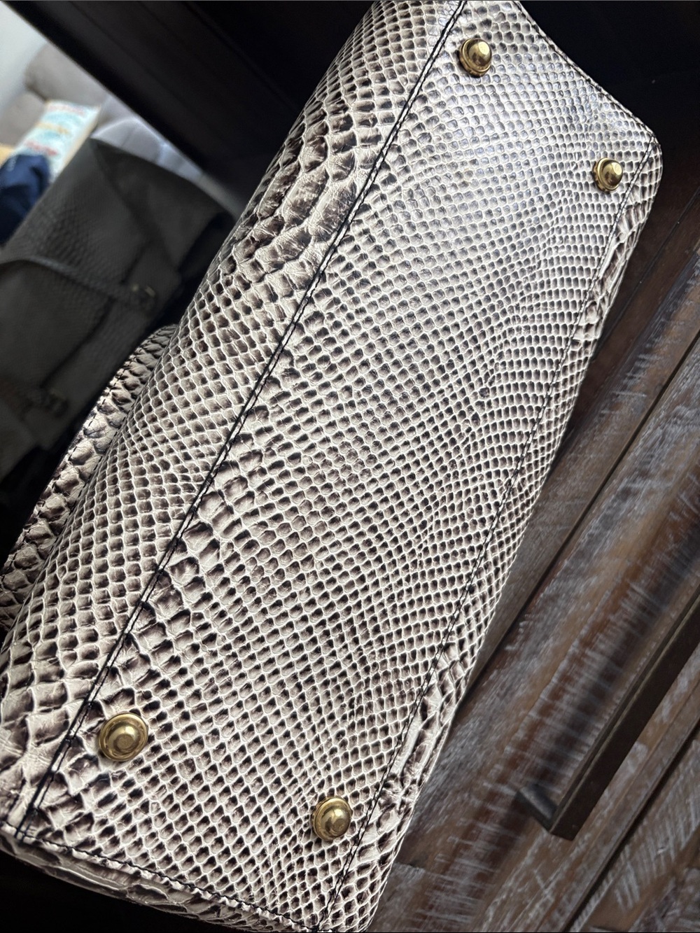 ❤️❤️ Brahmin Snake-Embossed Tote in Cream and Dark Brown - Picture 5 of 14